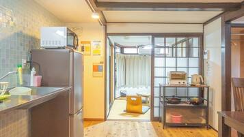 Fridge, microwave, stovetop, electric kettle