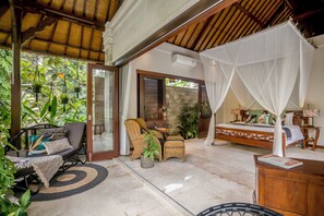 Suite Deluks | Teras/patio