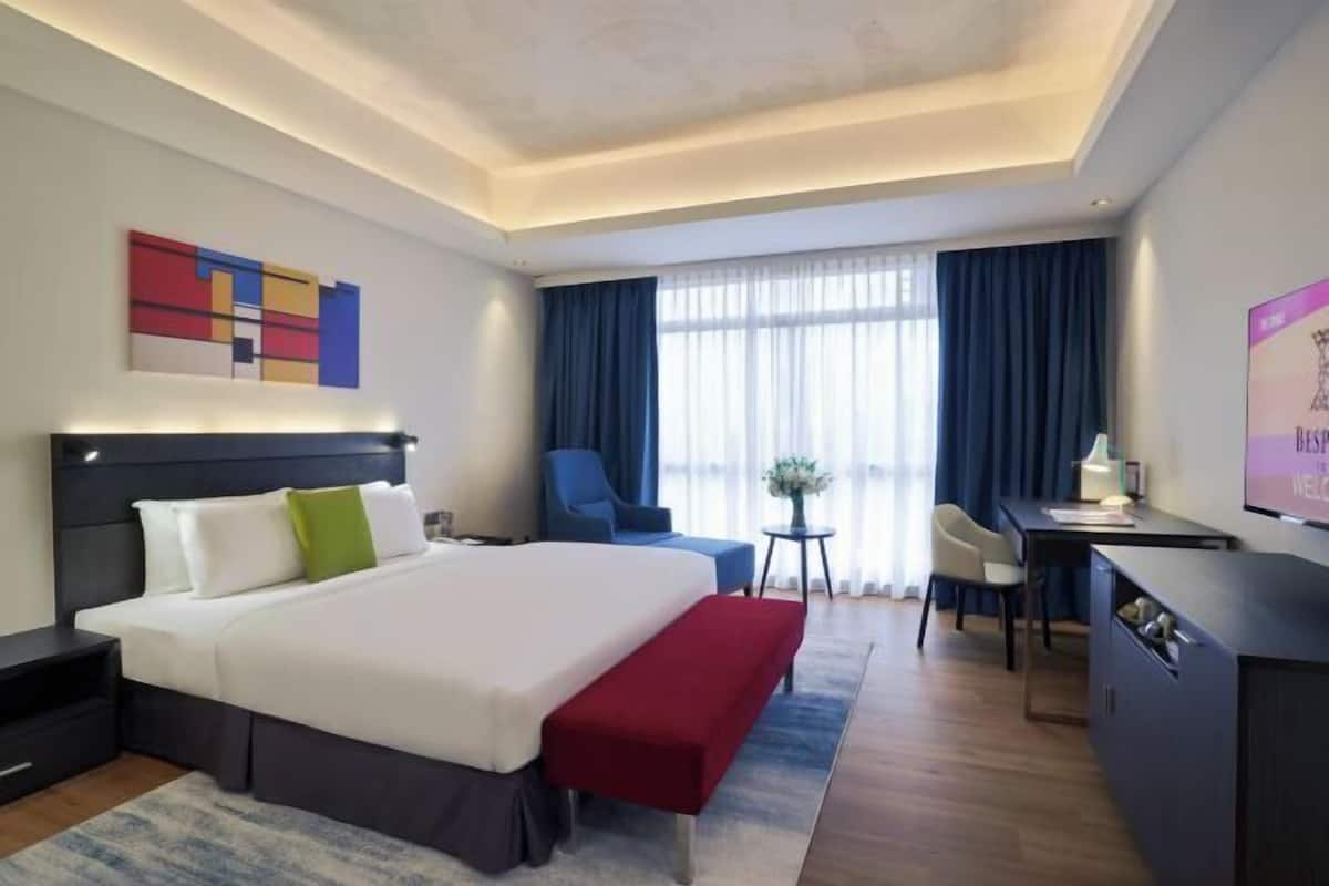 1 quarto, frigobar (abastecido com itens grátis), cofres nos quartos