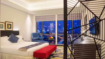 Free minibar, in-room safe, desk, laptop workspace