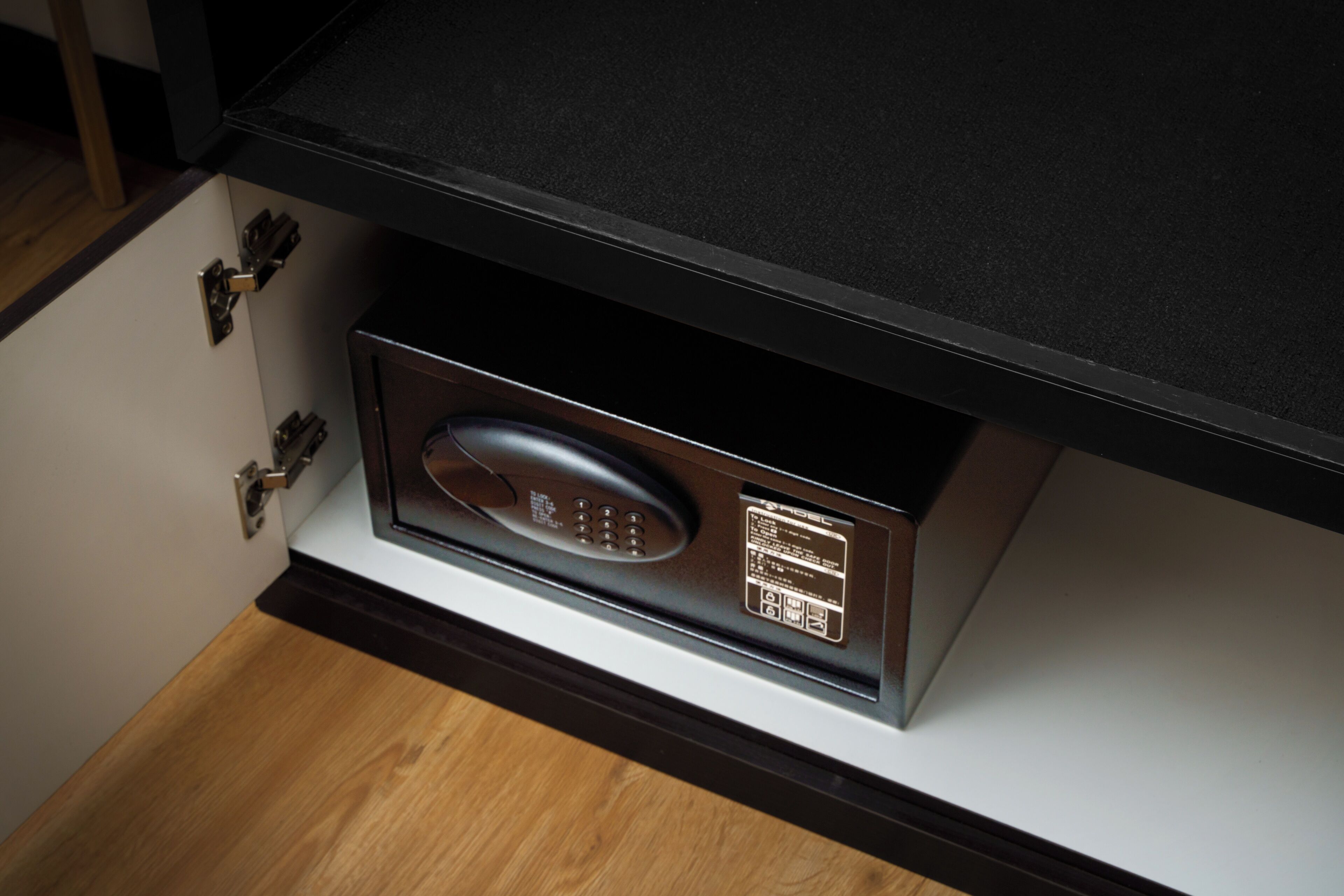 1 bedroom, free minibar, in-room safe, desk