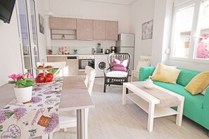 Interior - Mare civitas unum ,near Beach, Chania Old Town (Chania)