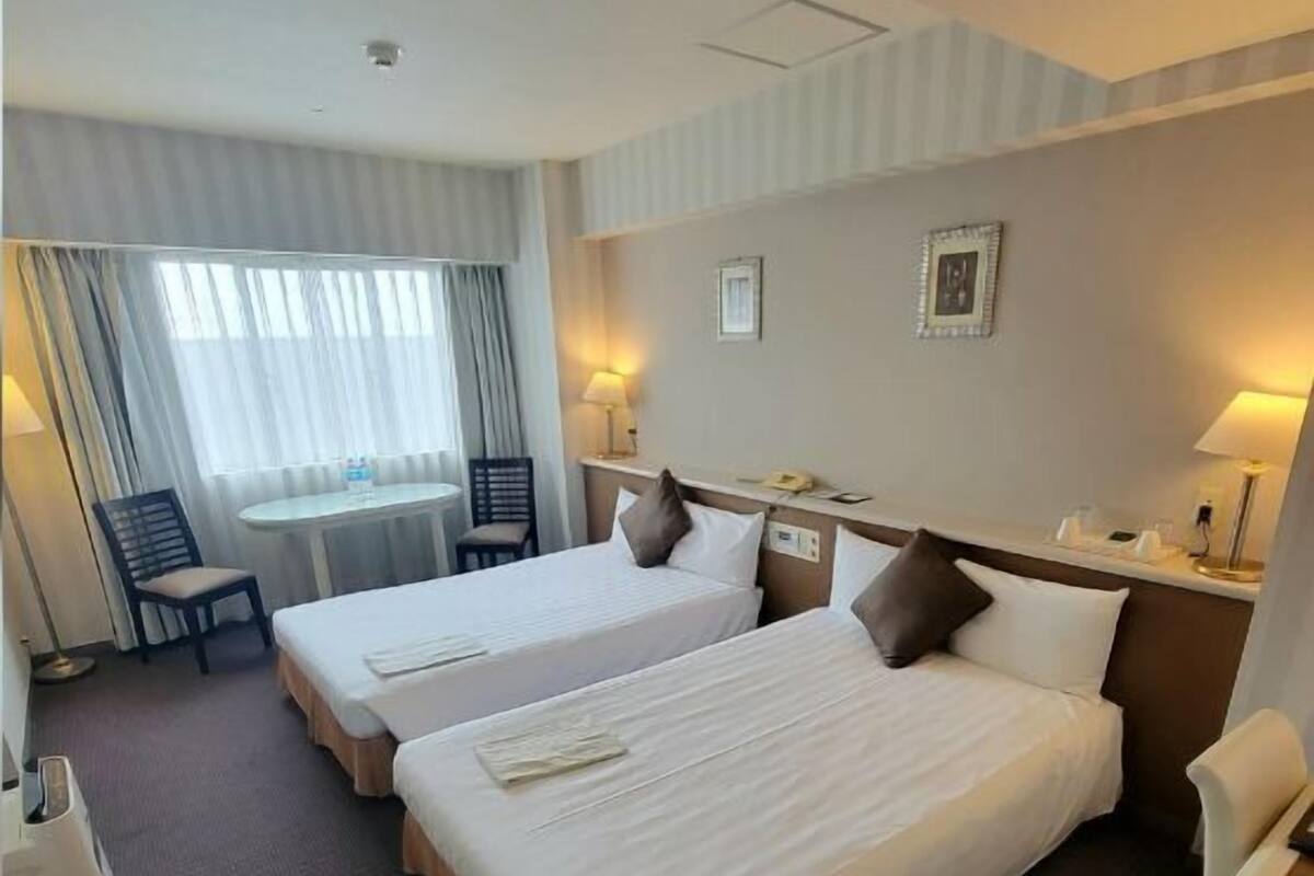 1 bedroom, desk, free WiFi, bed sheets