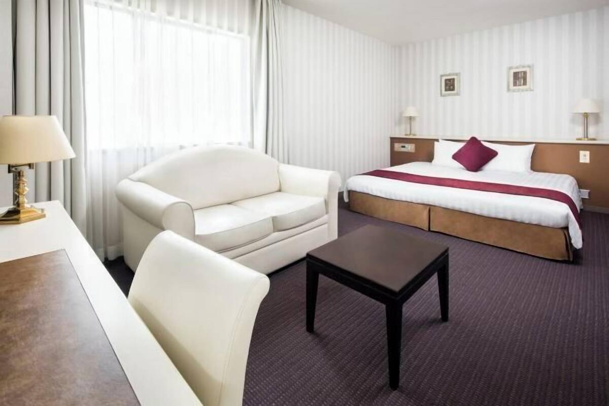 1 bedroom, desk, free WiFi, bed sheets