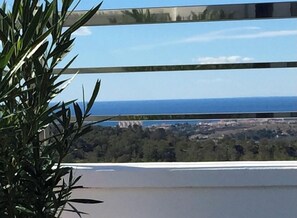 Property grounds - VILLA BENIDORM /SEA VIEWS, Last minute offer -50% (benidorm)