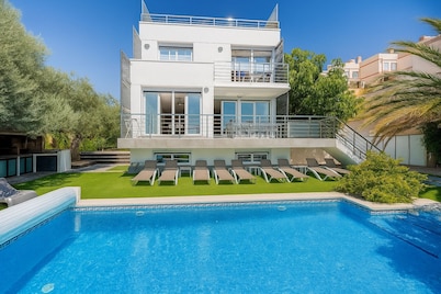VILLA BENIDORM /SEA VIEWS, Last minute offer -50%
