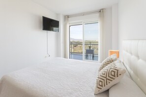 3 chambres, fer et planche Ă repasser, Wi-Fi gratuit, draps fournis