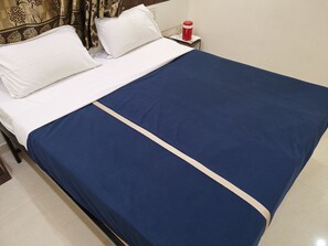 Room - Hotel Royal Treat Kolahpur (Kolhapur)
