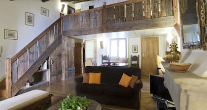 LA GENSOLA - Elegant loft on two levels - Tiberina-Trastevere island