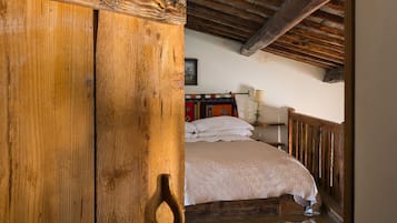 1 chambre, fer et planche Ă repasser, Wi-Fi gratuit, draps fournis