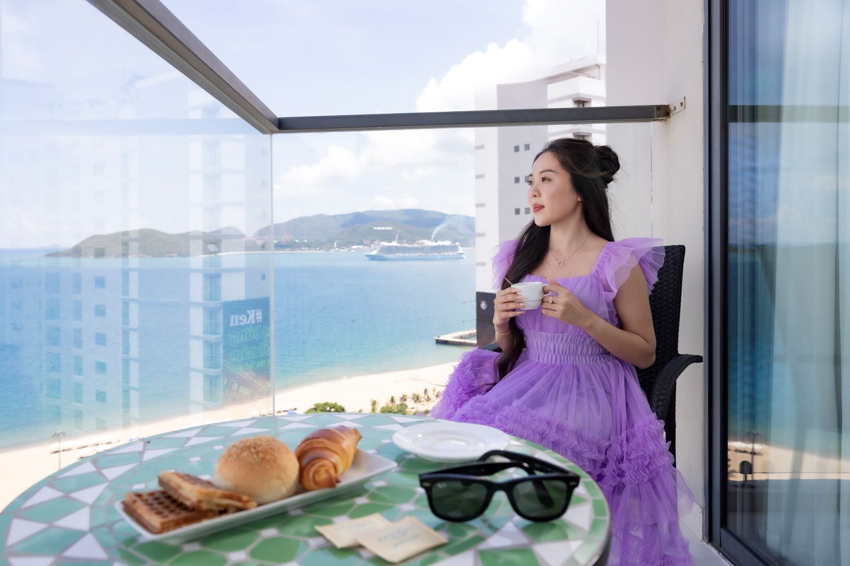 suite, 1 king bed, balcony, sea view | terrace/patio