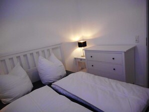 Unclassified image, 2 of 7, button - Bergloft, Germany (Sankt Andreasberg)