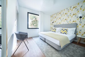 4 chambres, fer et planche à repasser, accès Internet, draps fournis