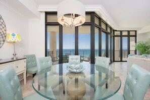 Dining - The Oasis at Orange Beach, formerly known as Phoenix West II, Unit 706 (Orange Beach)