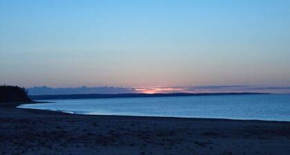 Little Eden - Canoe Cove Beauty