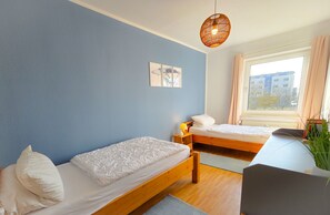 Unclassified image, 4 of 24, button