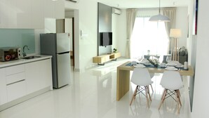 Suite, 2 Bedrooms | In-room dining - Teega Suites by Subhome (Iskandar Puteri)