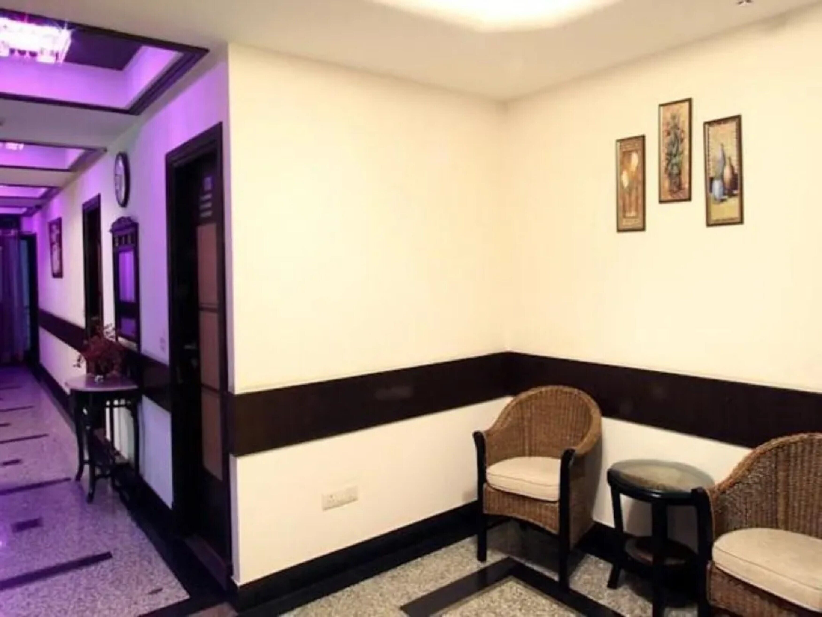 Photo - Hotel Southgate Delhi