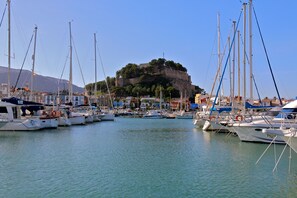 Marina