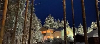 뫼흐쾬 라야카르타노