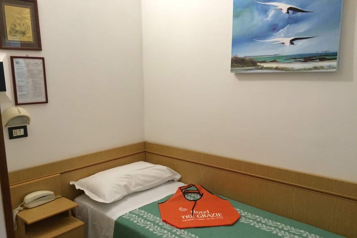 In-room safe, desk, free WiFi, bed sheets