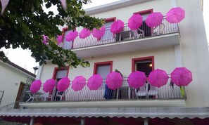Fachada del alojamiento