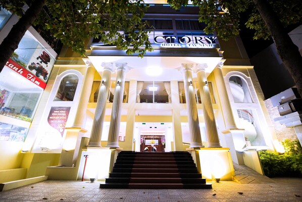 Front of property - evening/night