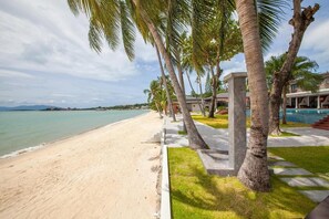 On the beach - Samui Mermaid Resort (Koh Samui)