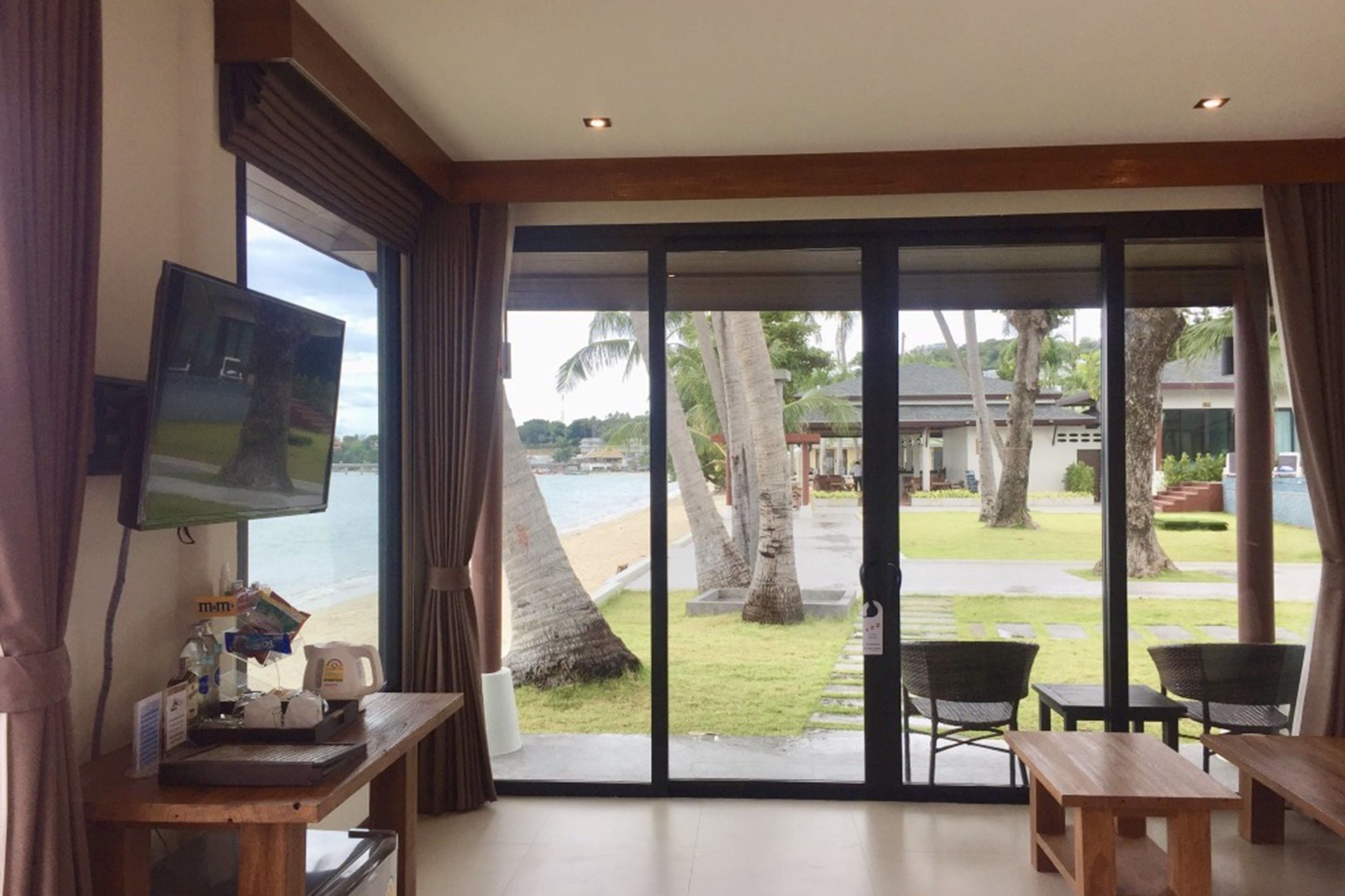 beach front  room with panoramic view | room amenity