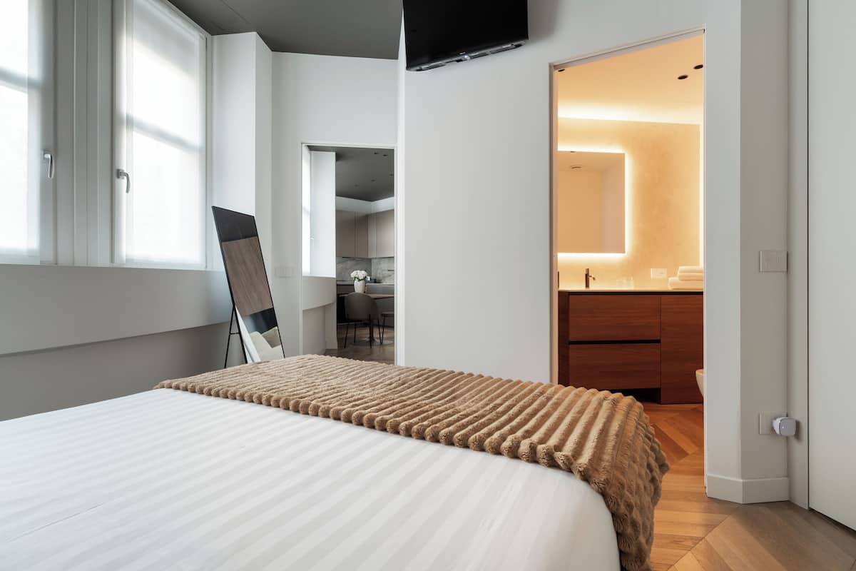 Appartamento con 1 camera da Letto, Piazza Borromeo 1 | 2 bedrooms, desk, iron/ironing board (on request), WiFi (free)