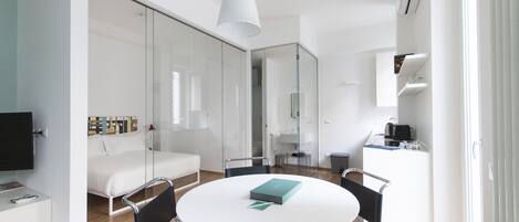 2 soveværelser, individuelt design, individuel indretning, skrivebord