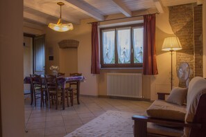 Appartement | Salle de séjour | Télévision