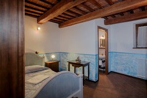 1 bedroom, desk, free WiFi, wheelchair access