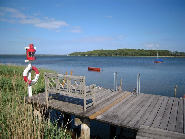 Unclassified image, 1 of 33, button