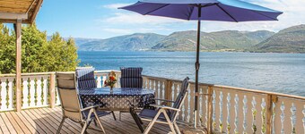 3 roms koselig bolig i Lavik