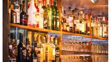 Bar (en la propiedad)