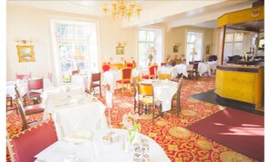 Breakfast, lunch, dinner served; British cuisine - Haddon House Hotel (Bridport)