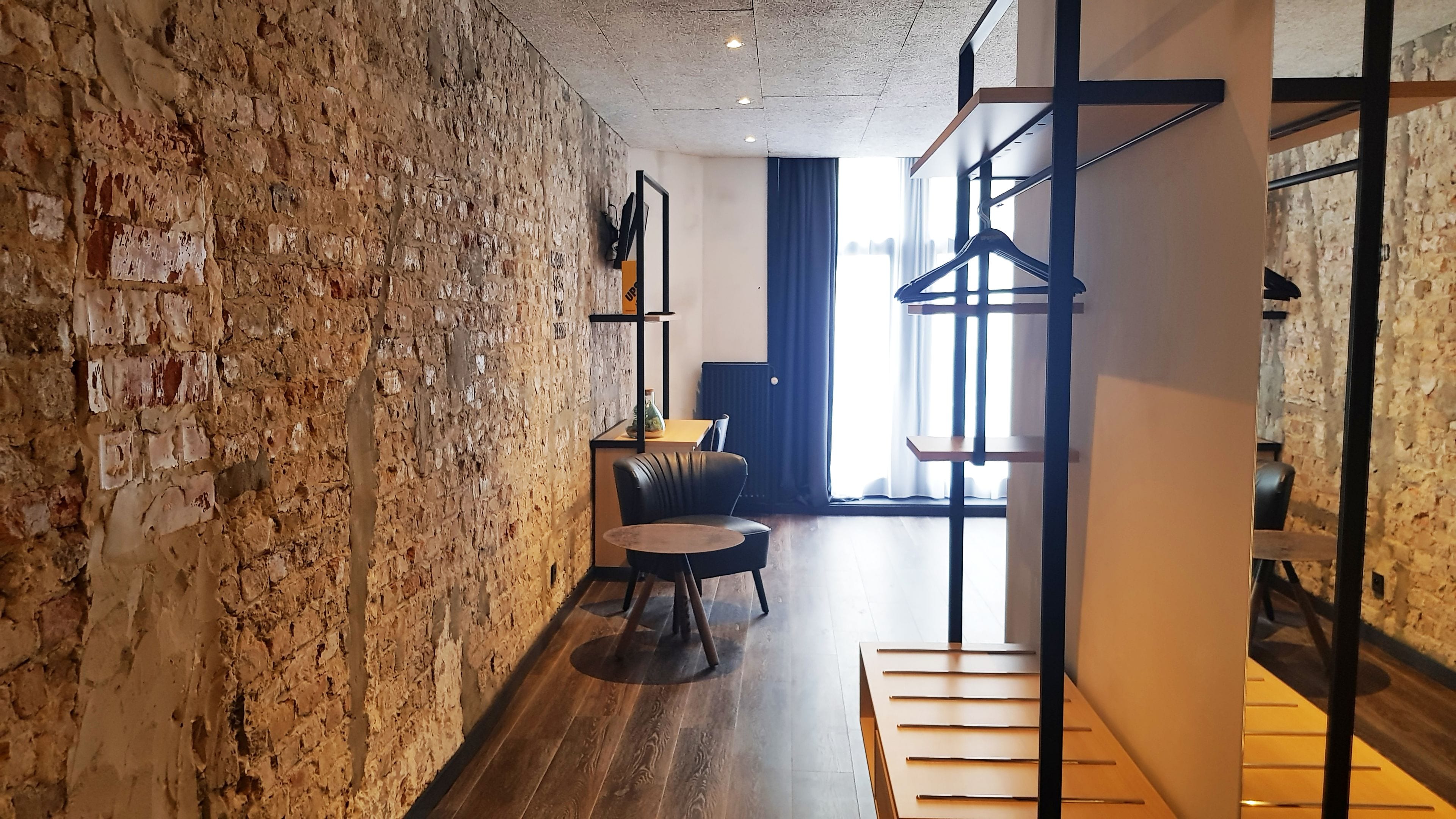 Foto - Upstairs Hotel