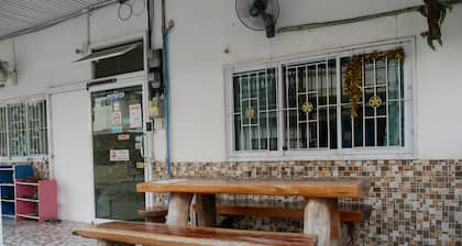 Rachanee Guesthouse
