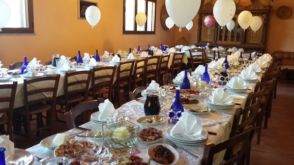 Mittagessen und Abendessen