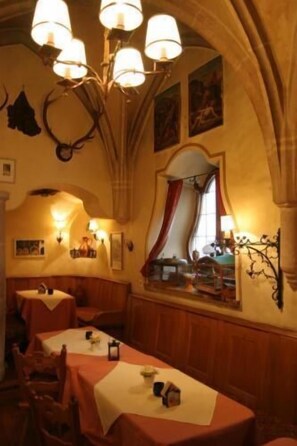 Café da manhã, almoço e jantar