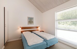 4 habitaciones, cuna de viaje y wifi gratis 