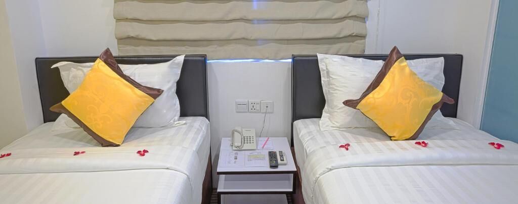 in-room safe, free wifi, bed sheets