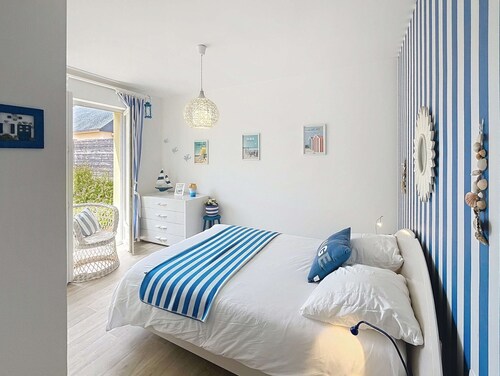 Maison rénovée, à 300m de la plage et proche commerces, avec terrasse et jardin, tout confort