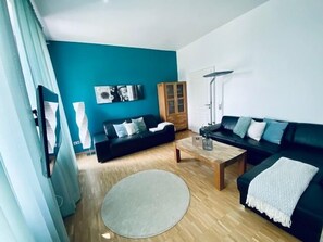 Superior Apartment, Private Bathroom (Blau) | Room amenity - Villa Geisenhof (Miltenberg)