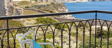 普通套房 | 高級寢具、客房內保險箱、獨特裝潢、布置獨特