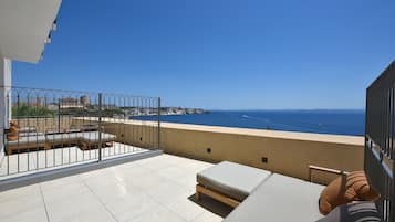 Chambre Supérieure, terrasse, vue mer