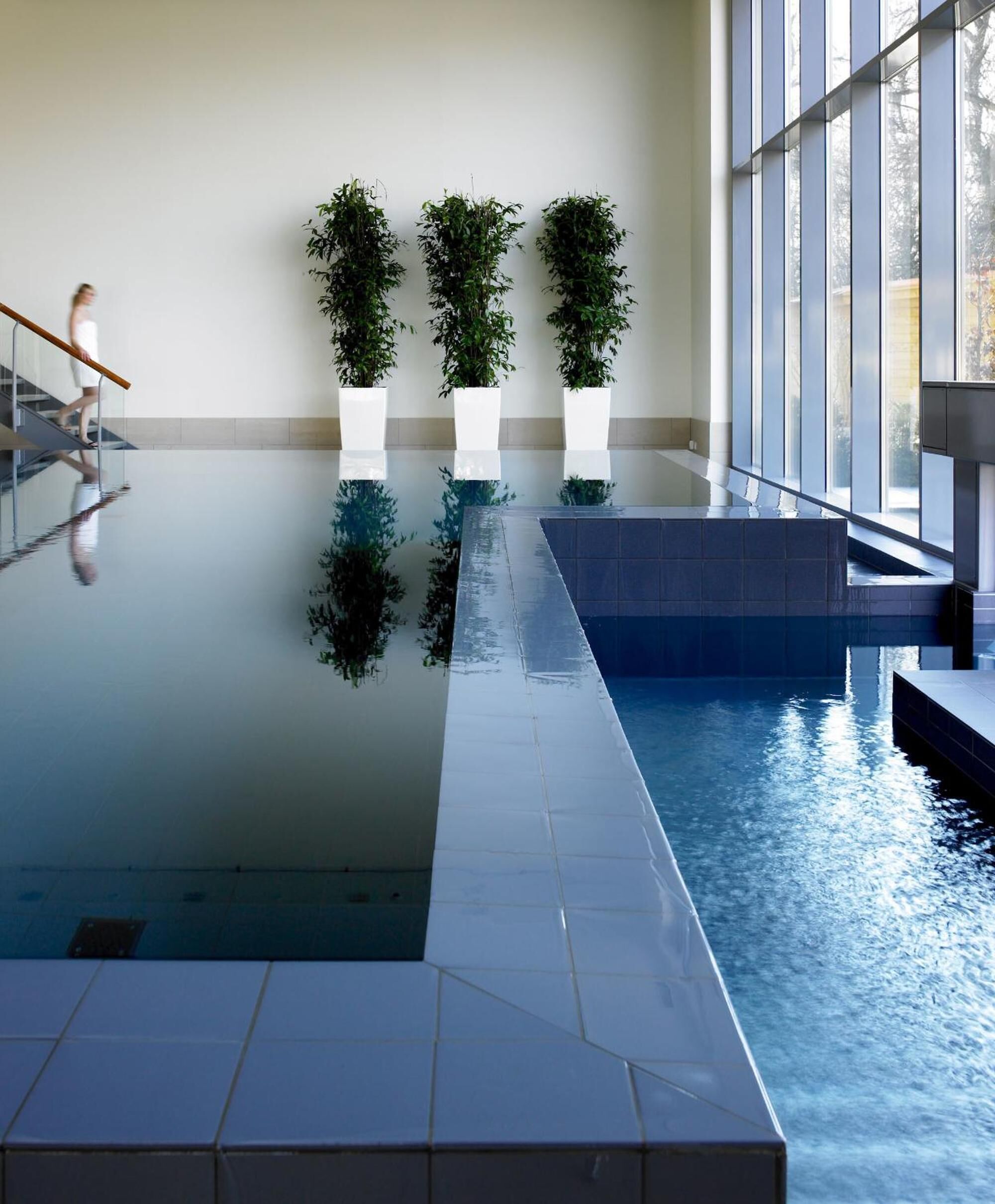 indoor pool, pool loungers