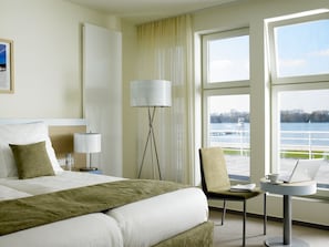 Deluxe Double or Twin Room, Terrace, Lake View
