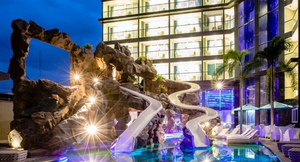 Waterslide - Modernized Condo 3pax Central Pattaya (Pattaya)